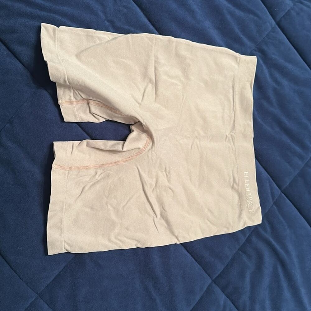 Ellen Tracy spandex shorts - bundle of two - size S